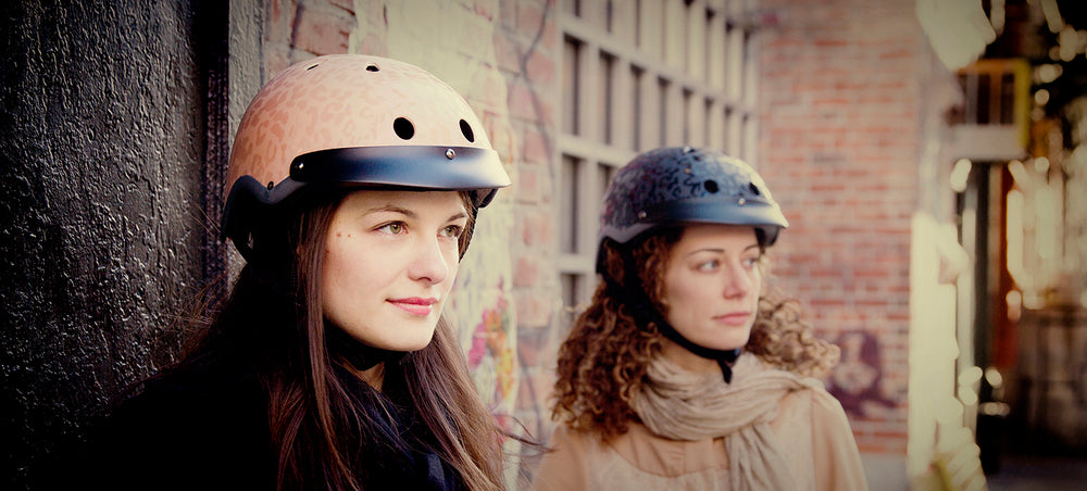 Sawako Madison Helmet black and beige 